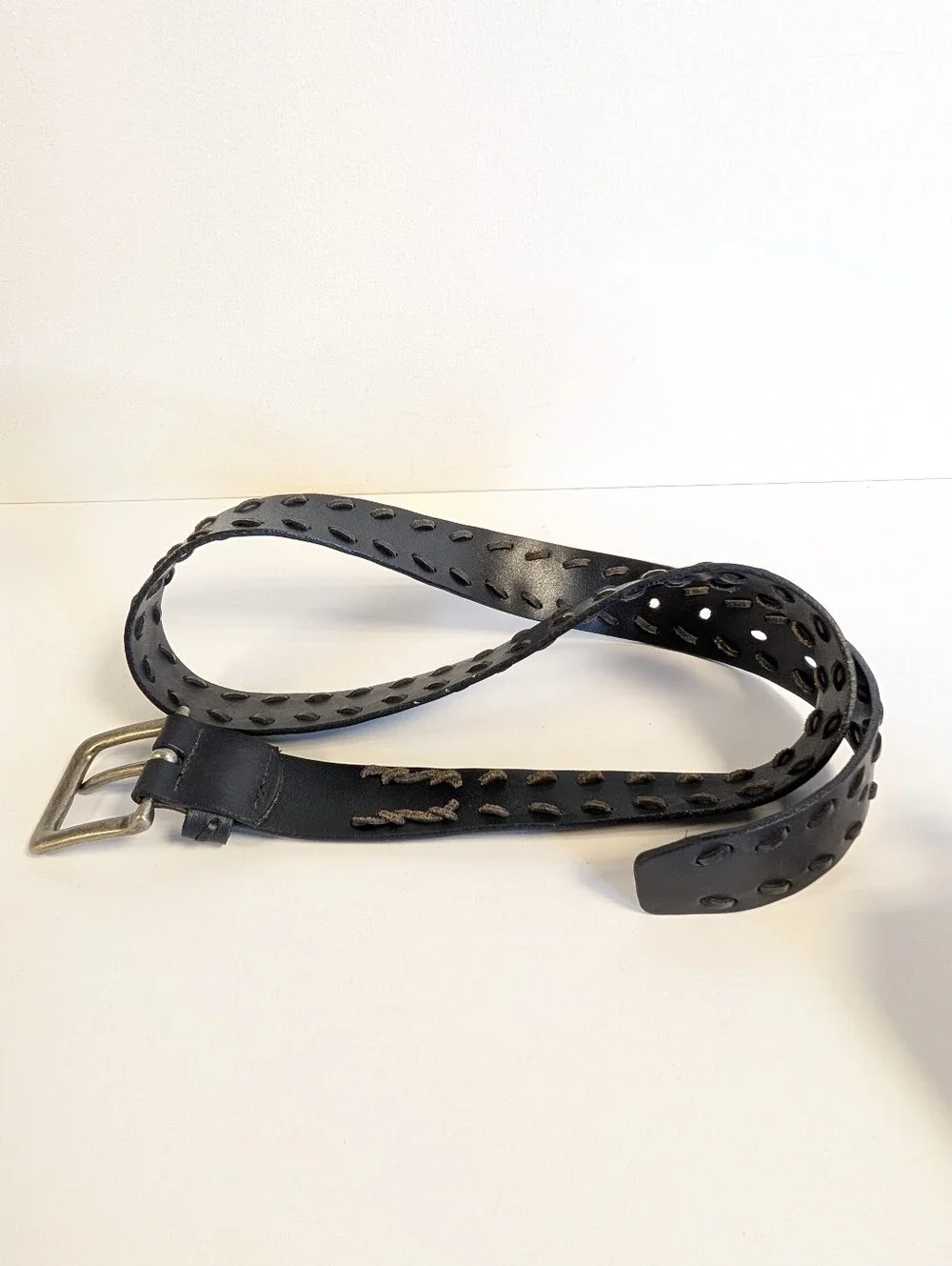 Levi's Black Genuine Italian Leather Whipstitch Belt 38 Rustic Casual